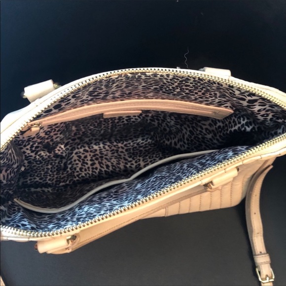 Belle Badgley Mischka tan leather crossbody purse - Picture 7 of 9